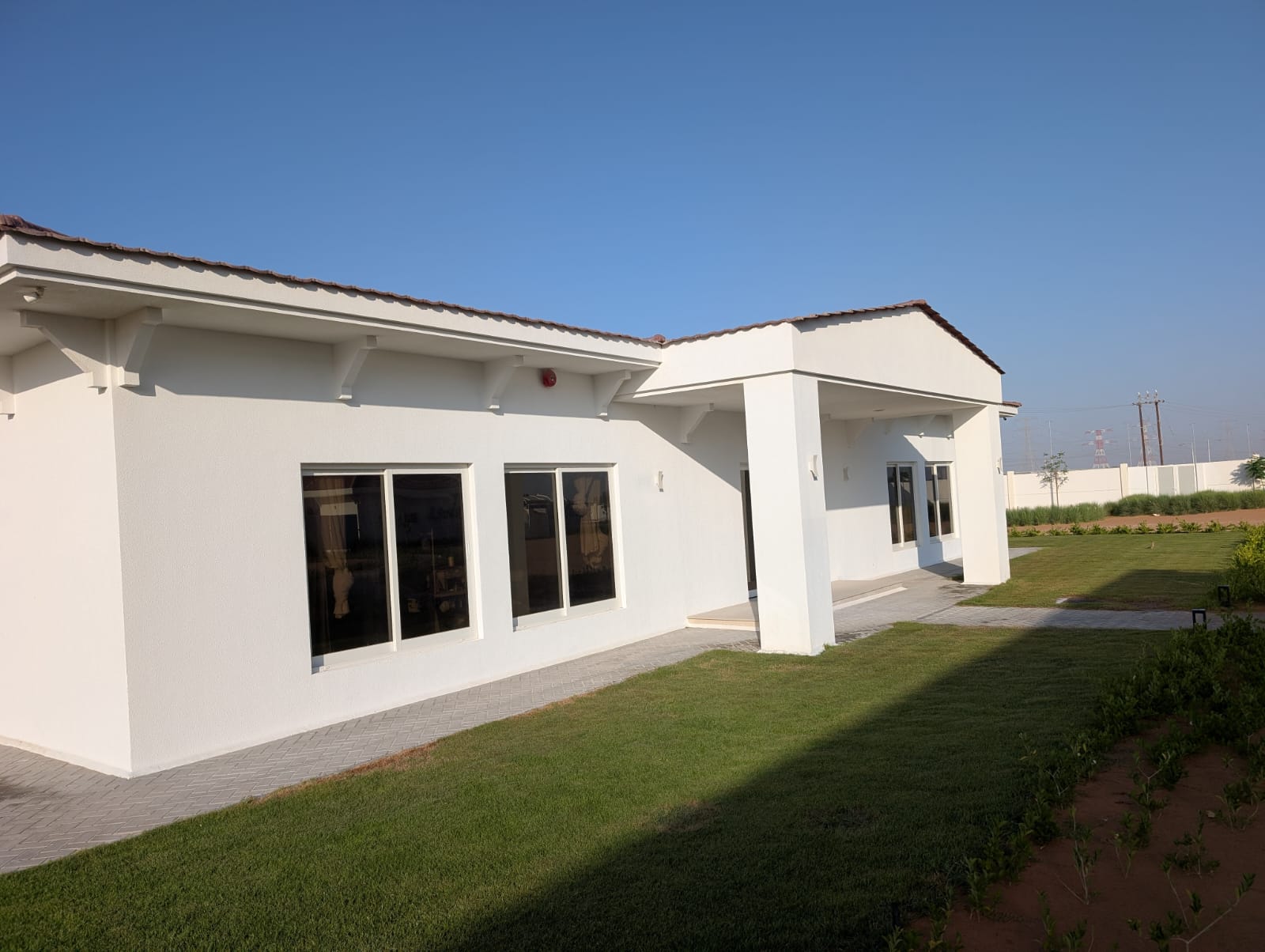 Exterior view 2